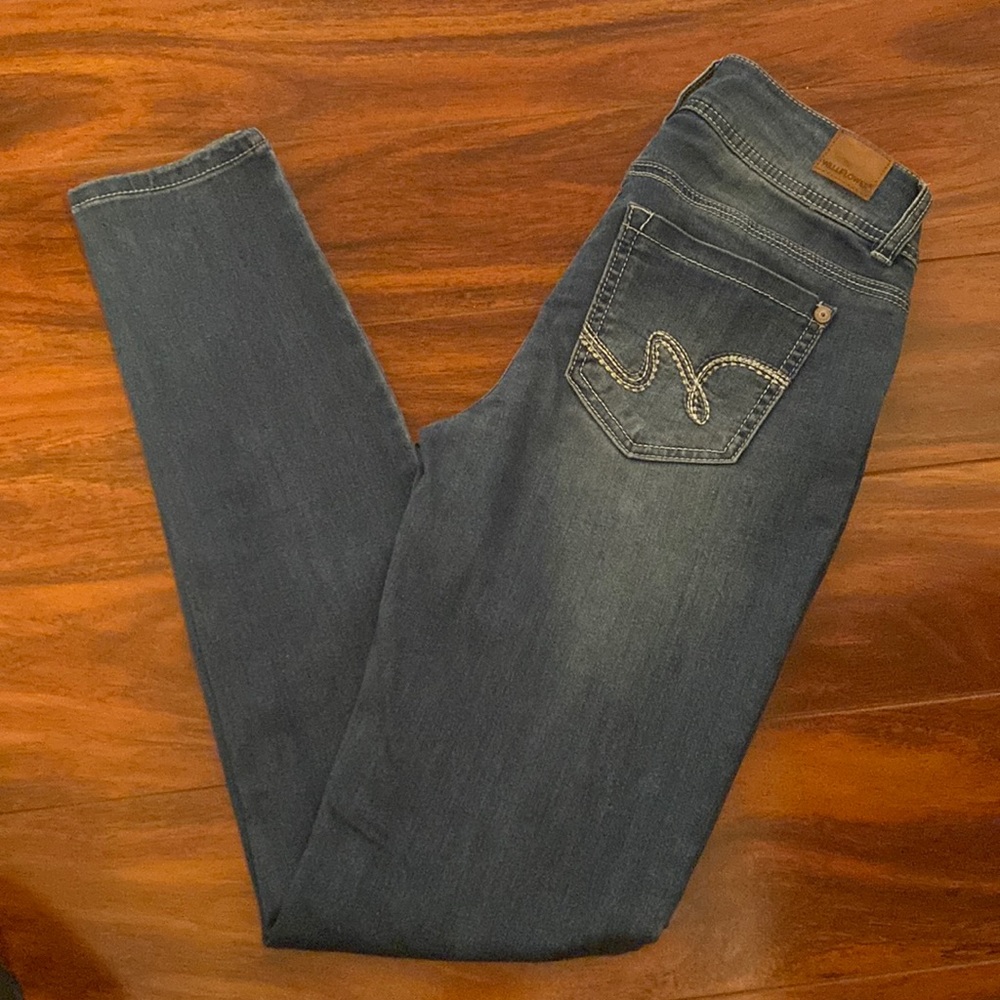 Wallflower Ultra Fit Jeans